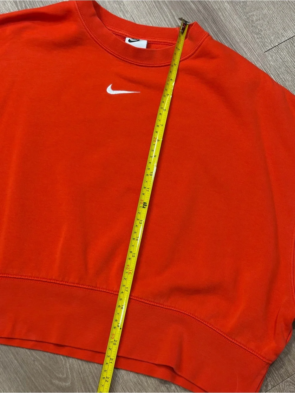 Women's Nike Red Cropped Crewneck Sweatshirt I Size Small